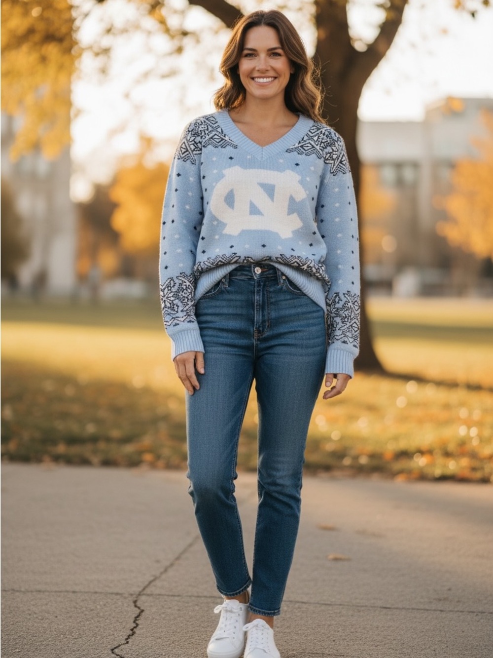 UNC Tar Heels Sweater Women’s M Carolina Blue V-Neck NCAA Gameday